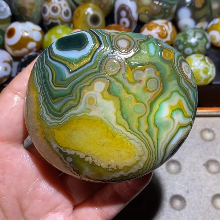 未镶嵌玛瑙/玉髓珠宝半成品115