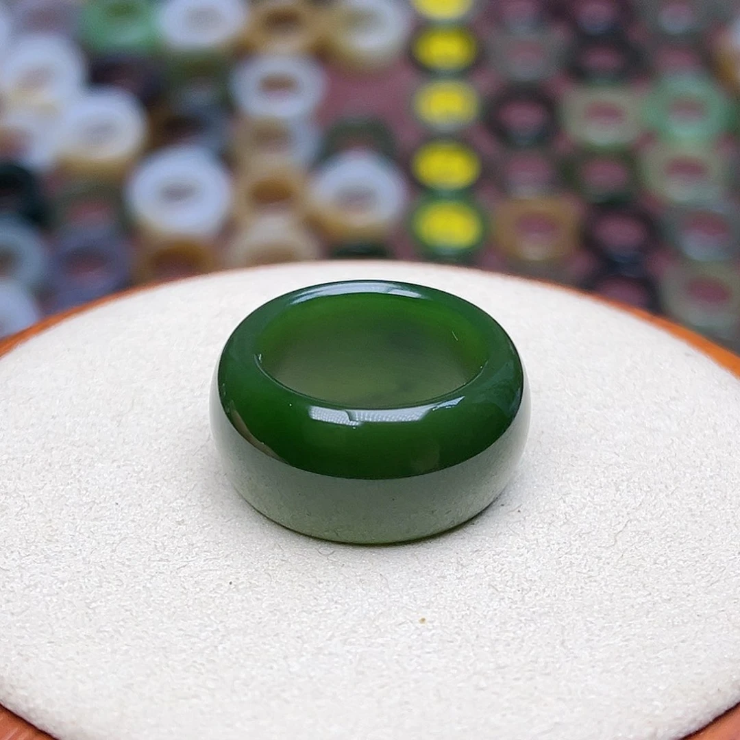 和田玉戒指未镶嵌18.4内径菠菜绿高货无皮
