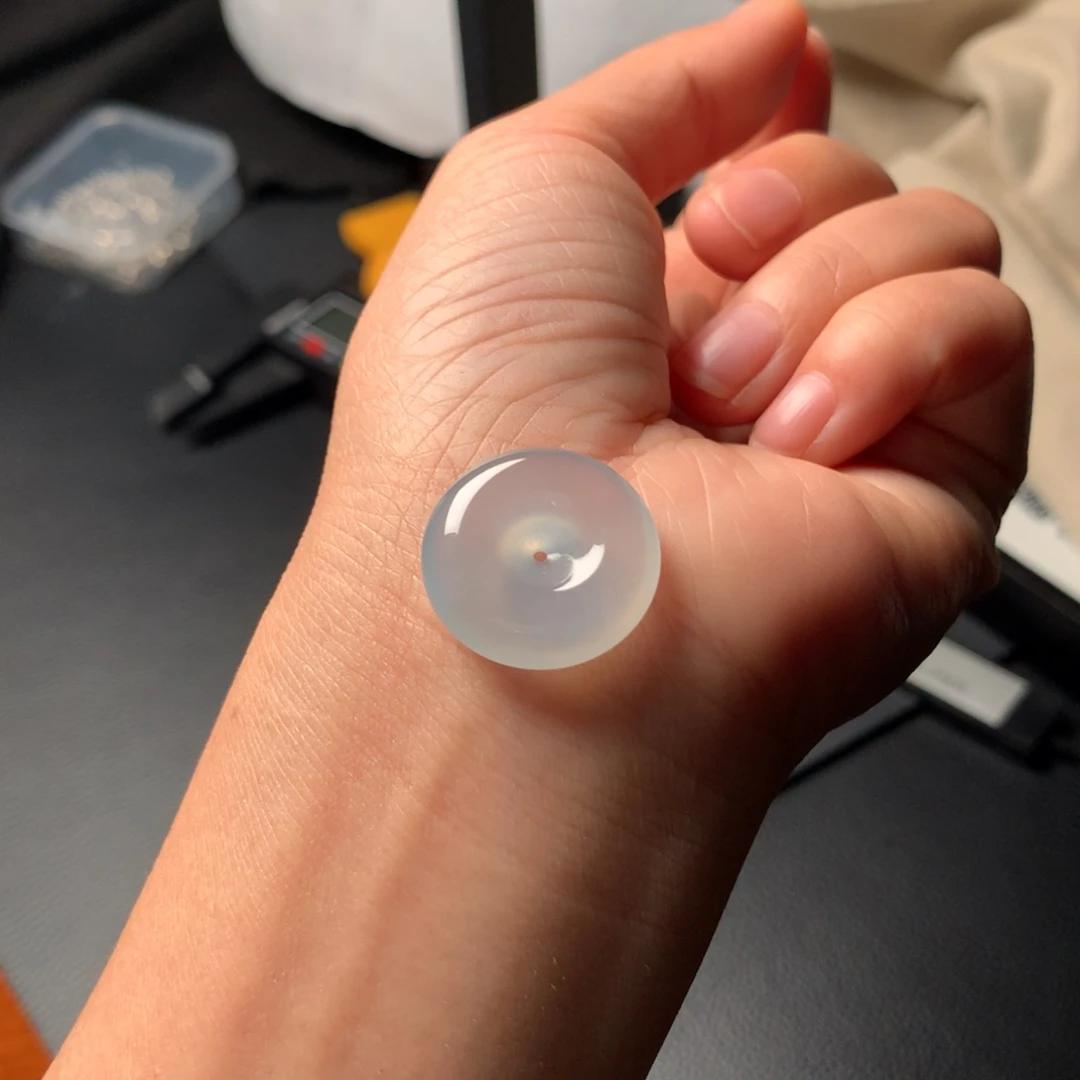 翡翠颈饰未镶嵌纯纯平安扣