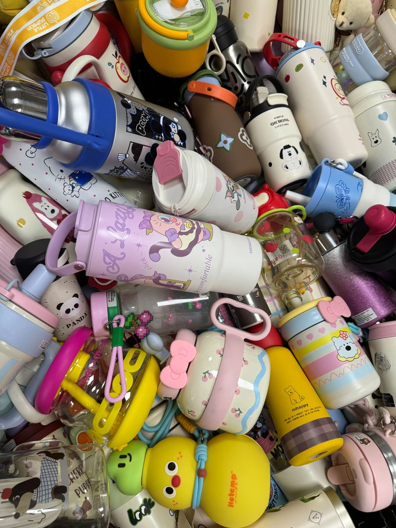 HHHH保温吸管杯学生幼儿园便携防摔网红大容量直饮