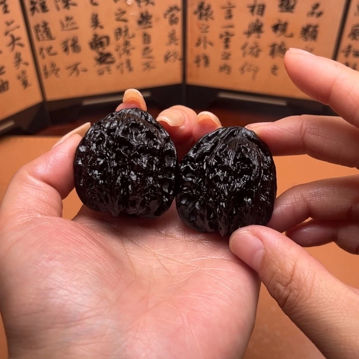 核桃地闷文玩核桃手把件白狮子 6 号