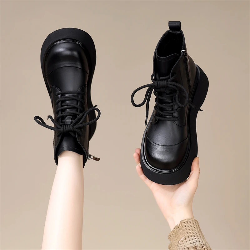 厚底马丁靴女2025秋冬新款复古靴子女舒适圆头坡跟加绒短靴大码41