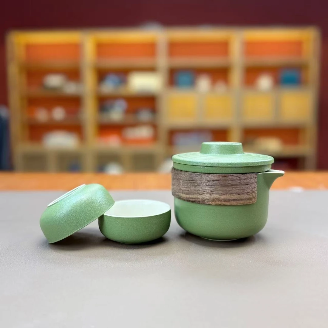 牛油果绿旅行茶具小套装随身快客杯旅游泡茶壶茶杯一壶二杯 A0027