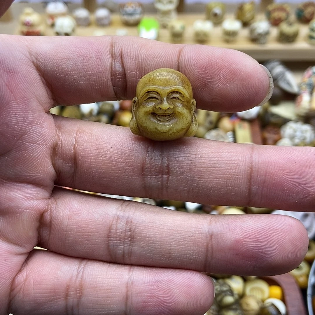 驼骨其他18毫米弥勒配饰背云