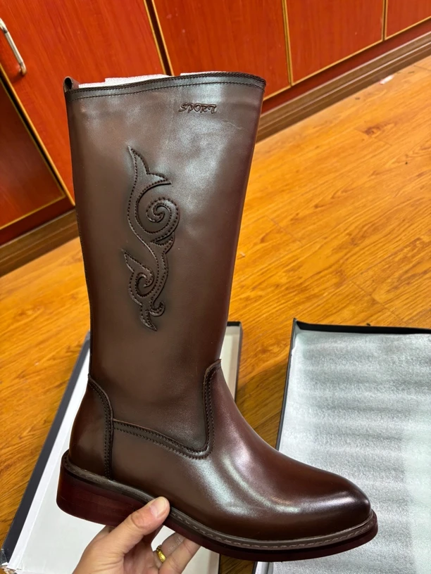 小腿型藏族男士马靴