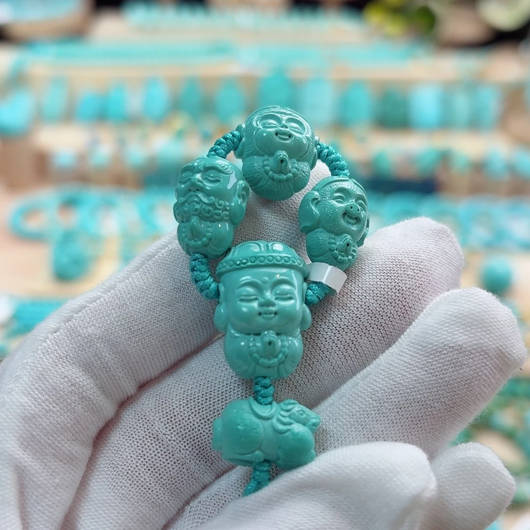 绿松石未镶嵌珠宝奇石