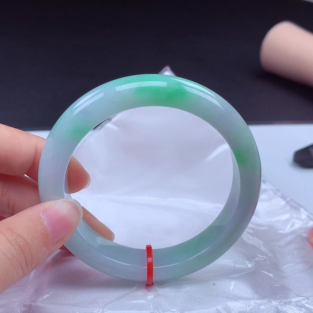 翡翠手镯未镶嵌手镯000266