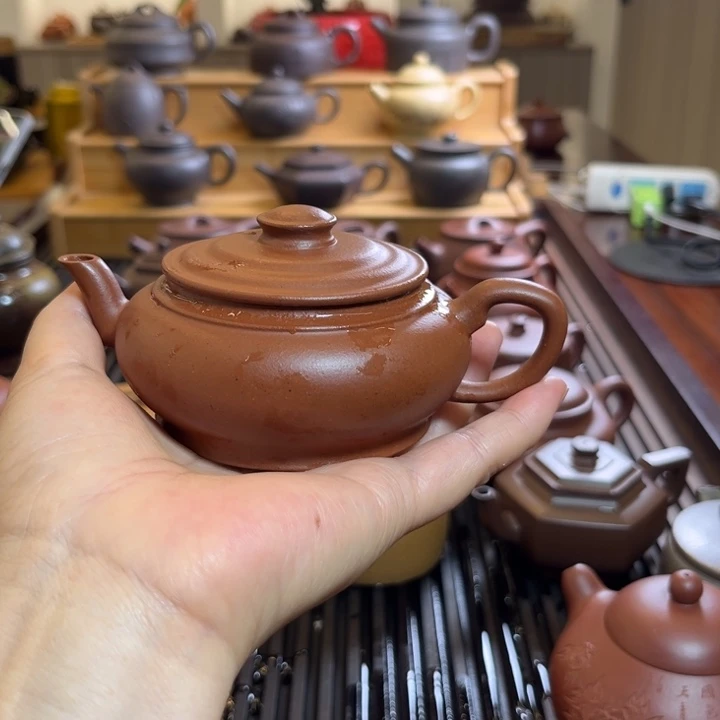 茶壶紫砂本清150 cc手工制作