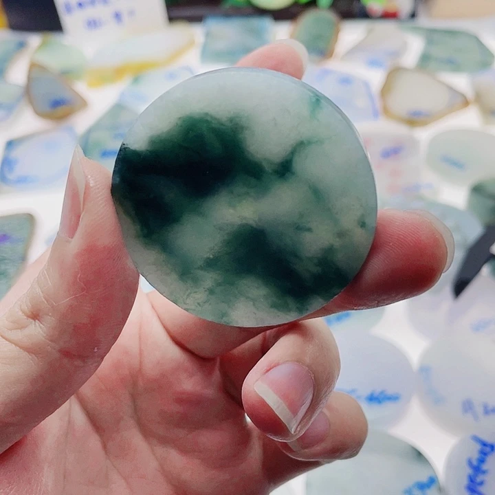 定制翡翠未镶嵌定制