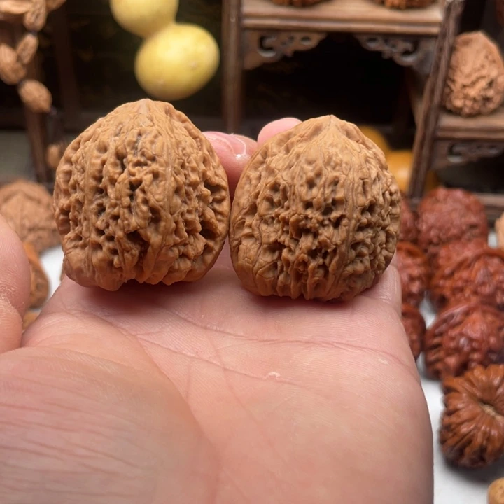 南***疆文玩核桃吊坠南疆40