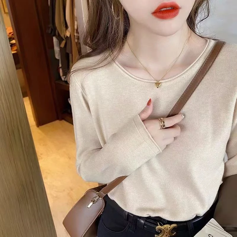 大码白色针织衫女打底衫西装内搭2025年新款上衣毛衣胖mm秋冬5002