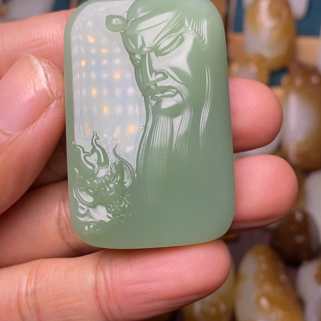 和田玉吊坠(不含链)未镶嵌和田玉俄料碧玉