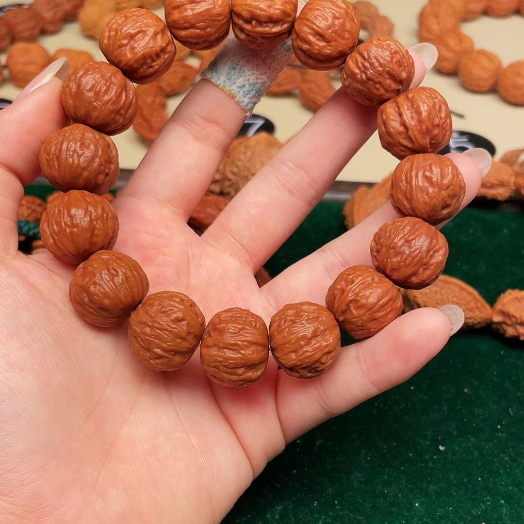 十***.文玩核桃吊坠方肚