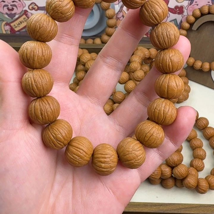 吊坠猴头核桃抢拍