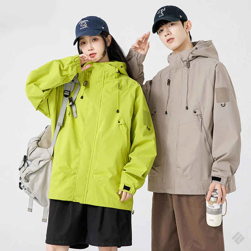 凡客易达户外冲锋衣情侣款秋冬新款防风轻防水工装连帽外套宽松版