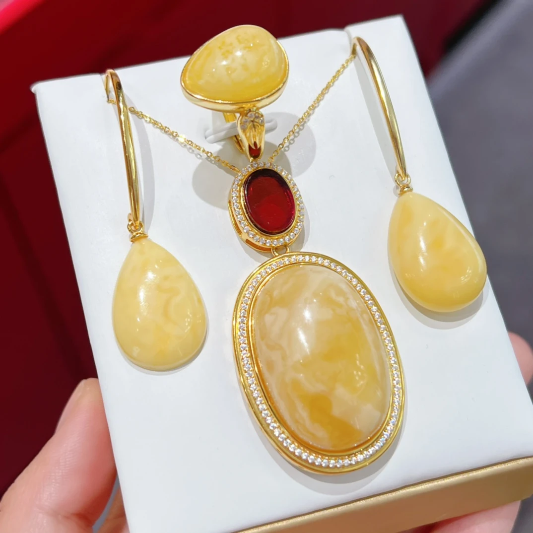 原矿琥珀蜜蜡S925镶嵌套装戒指耳勾吊坠