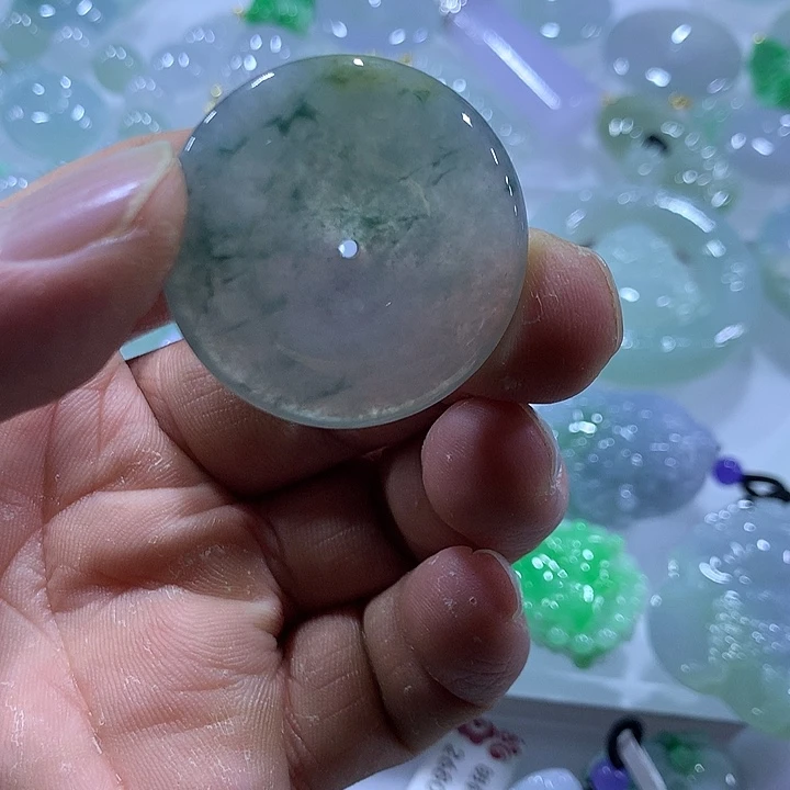 翡翠未镶嵌颈饰天然翡翠A货吊坠