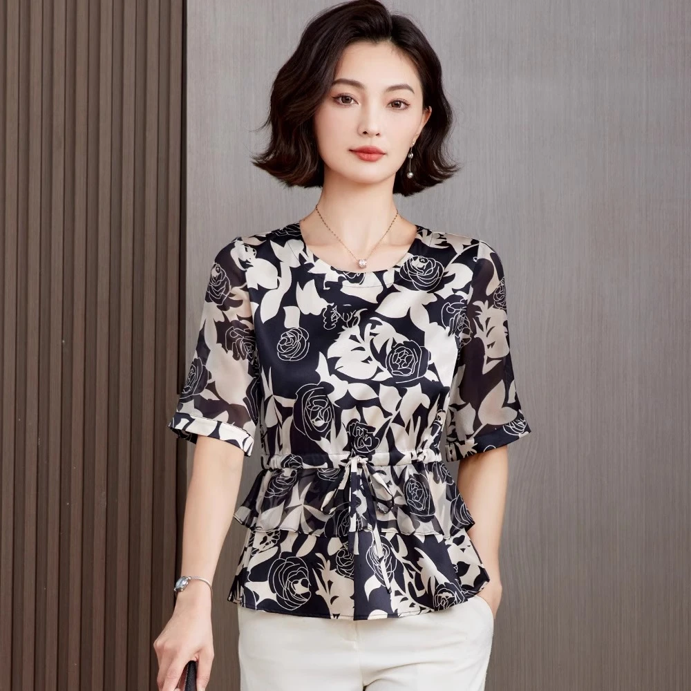 杭州丝绸真丝圆领高端上衣女2025夏季新款收腰显瘦桑蚕丝短袖衬衫