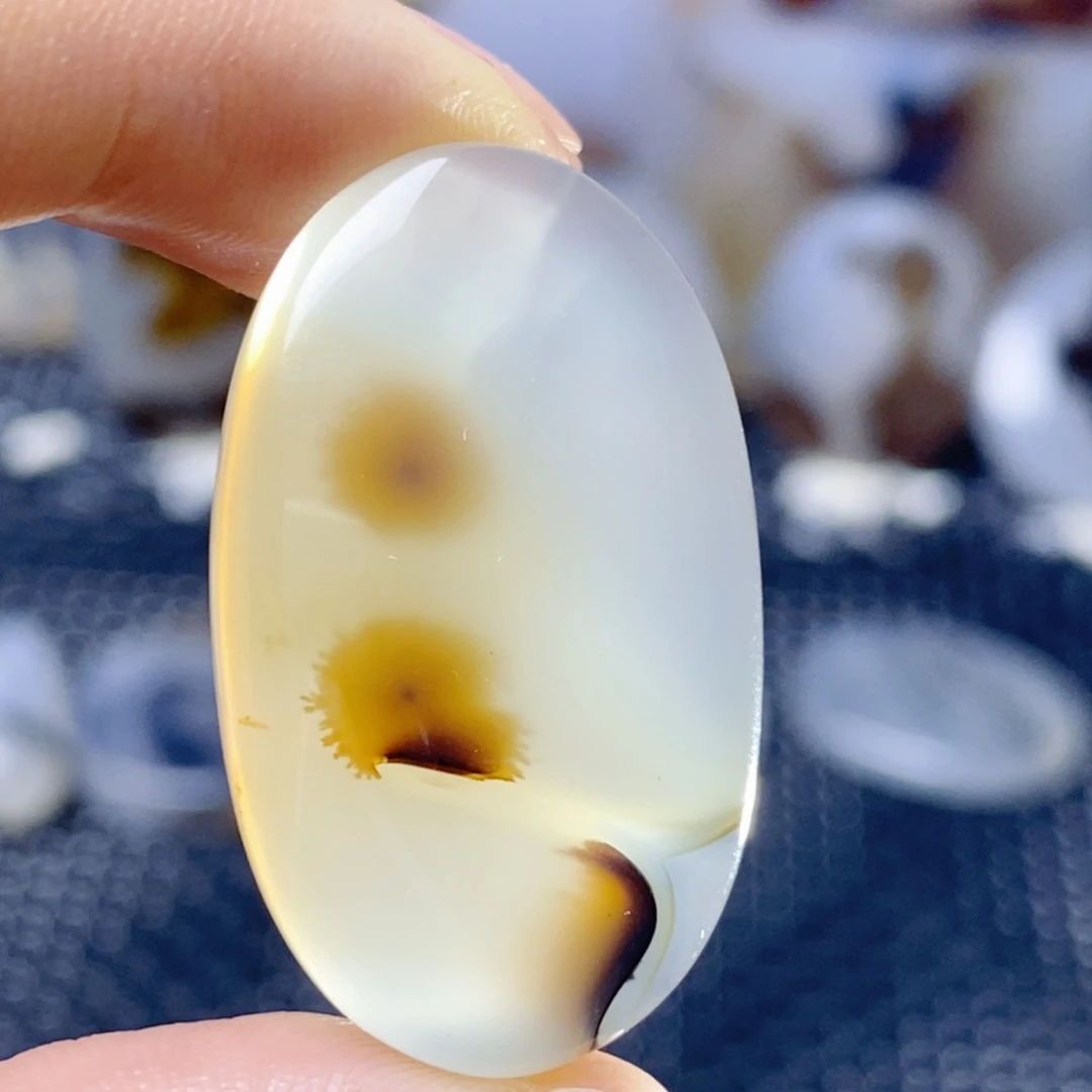 玛瑙/玉髓未镶嵌珠宝半成品