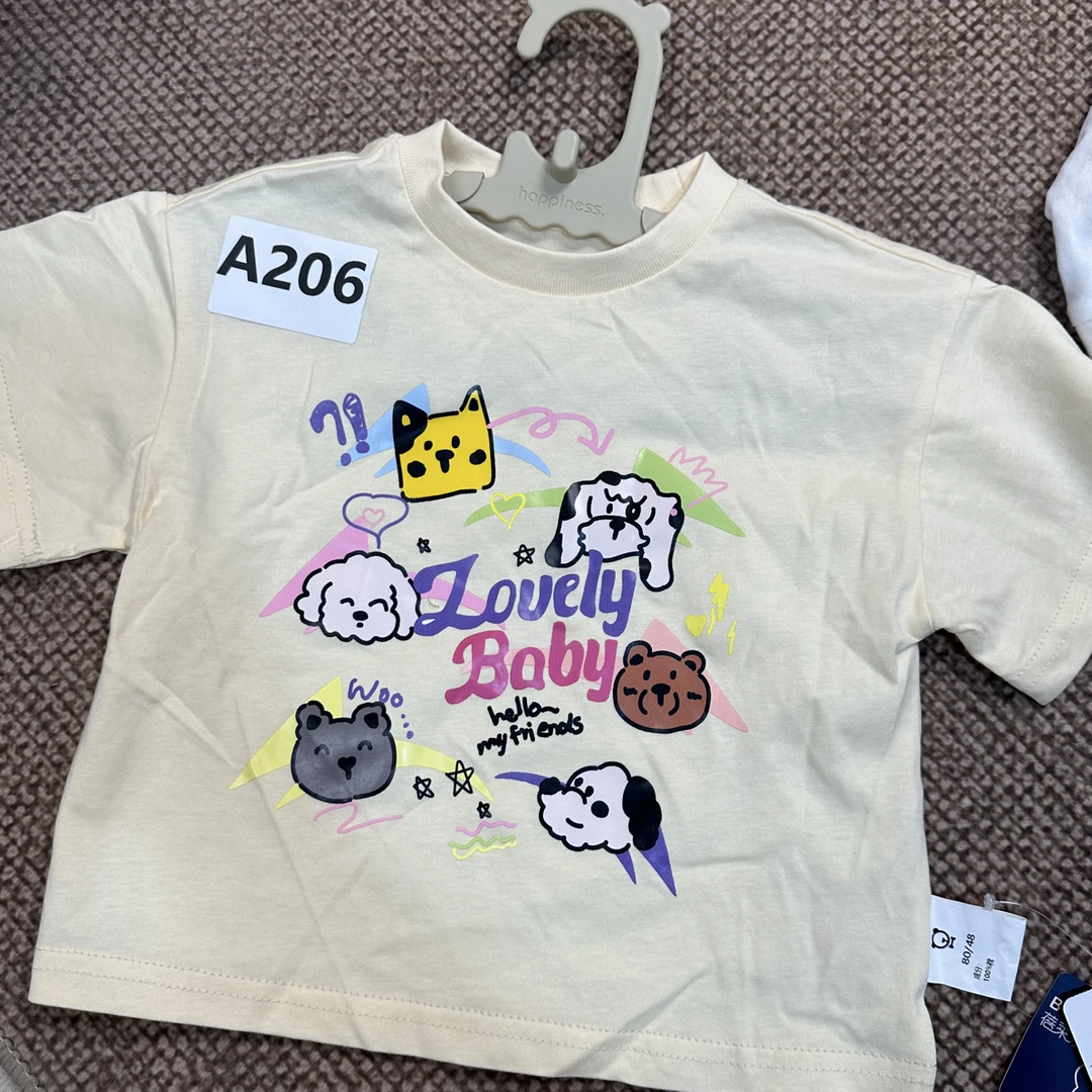 A206儿童黄色上衣