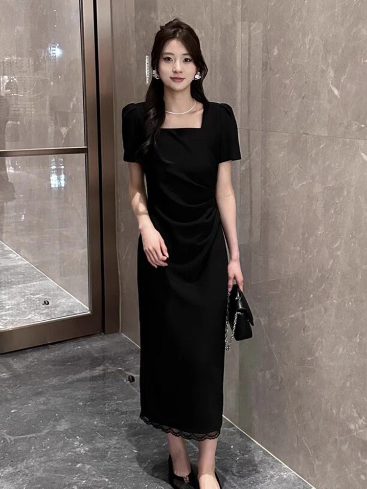 赫本风黑色方领蕾丝拼接连衣裙女2025夏新款褶皱收腰显瘦A字长裙