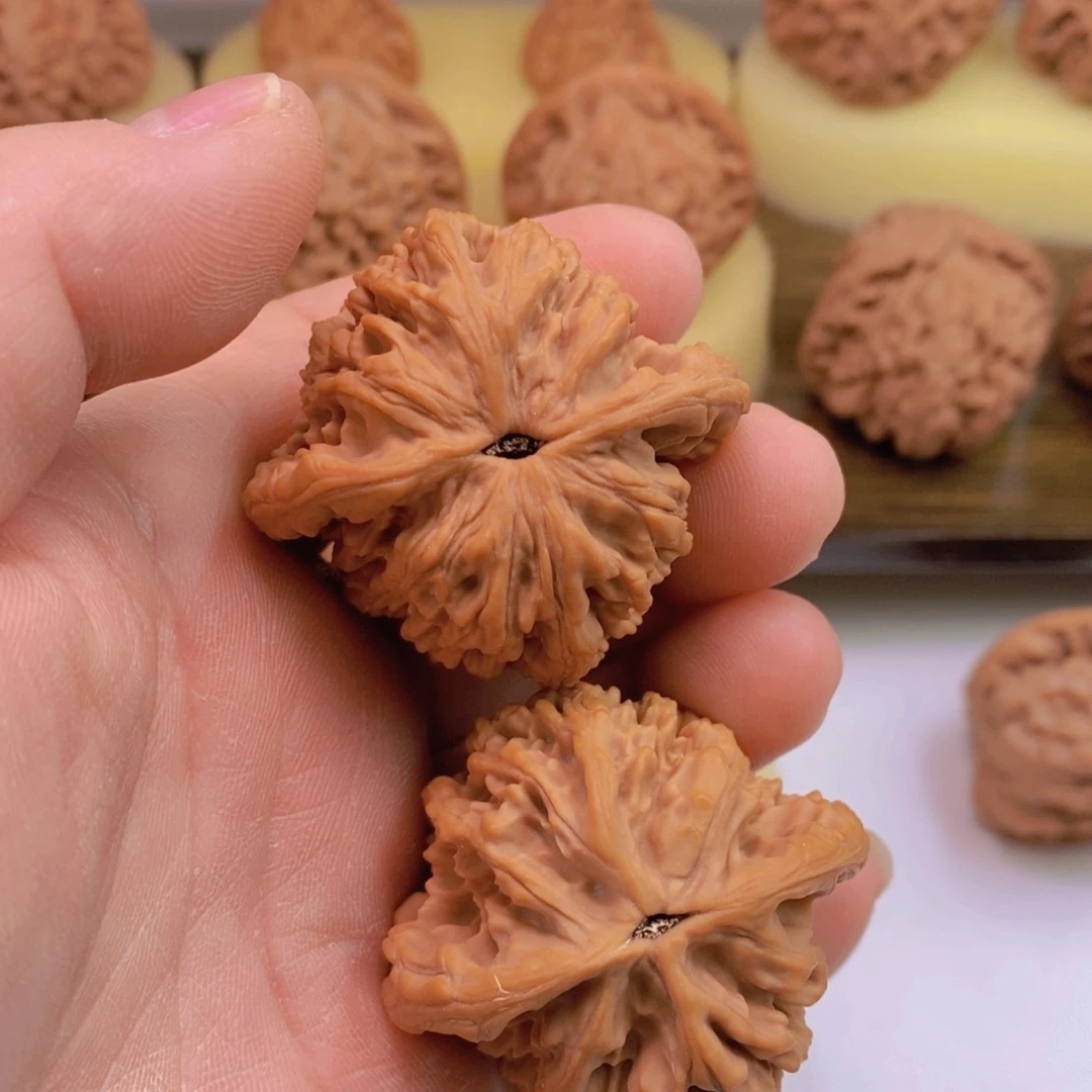 文玩核桃把件✨****民文玩核桃