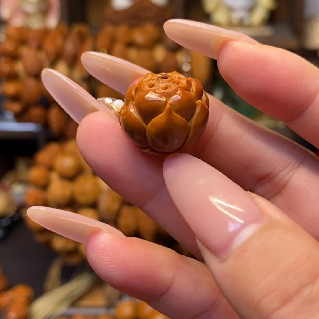 吊坠橄榄核手工莲花