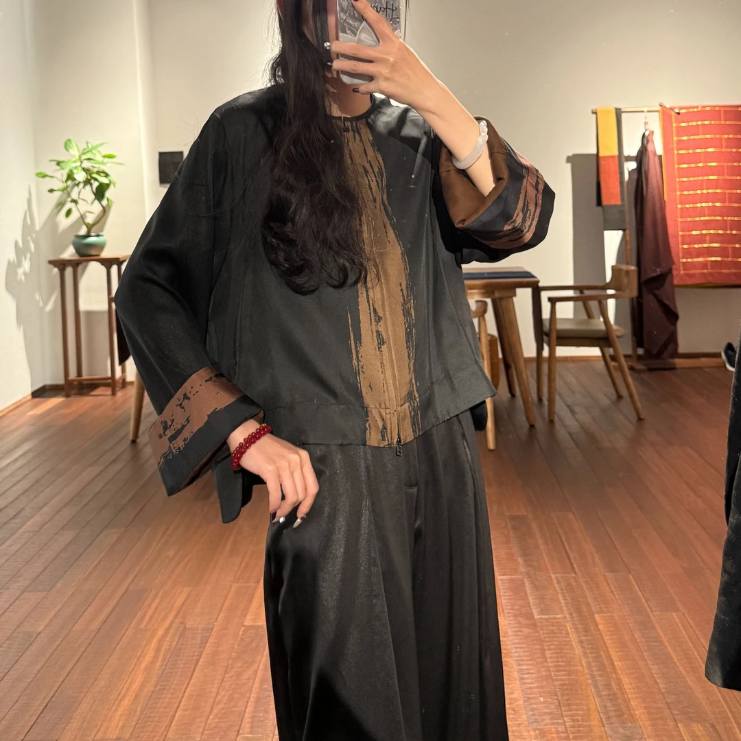 德玺见萩香云纱 肌理莨拼接笔刷圆领外套 QZWF2S032