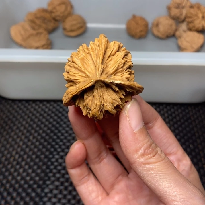 阿***瀚吊坠文玩核桃文玩核桃异形单只