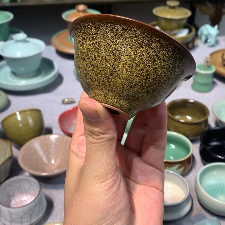 龙泉青瓷茶叶末主人杯