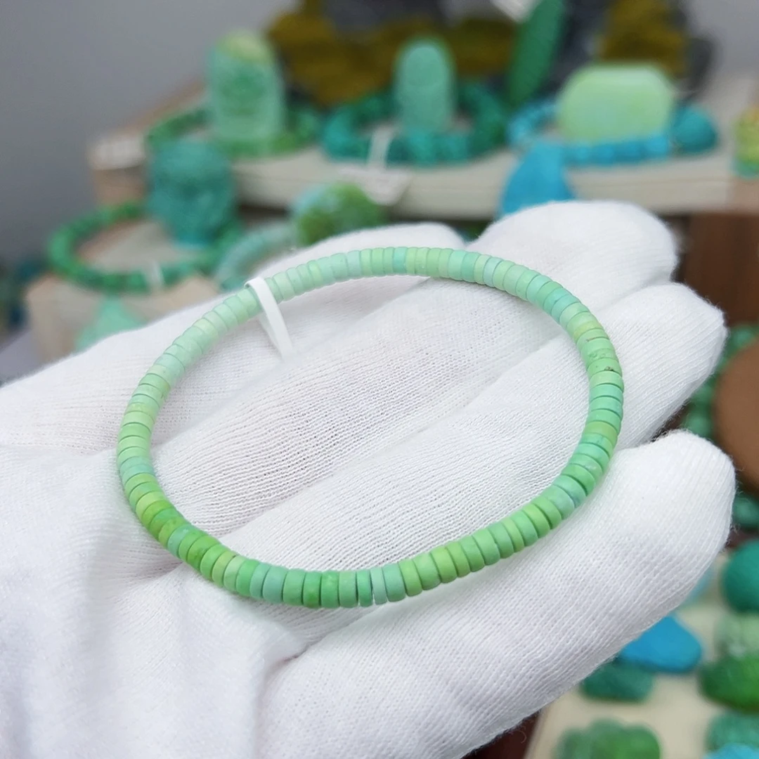 绿松石未镶嵌主播万珍