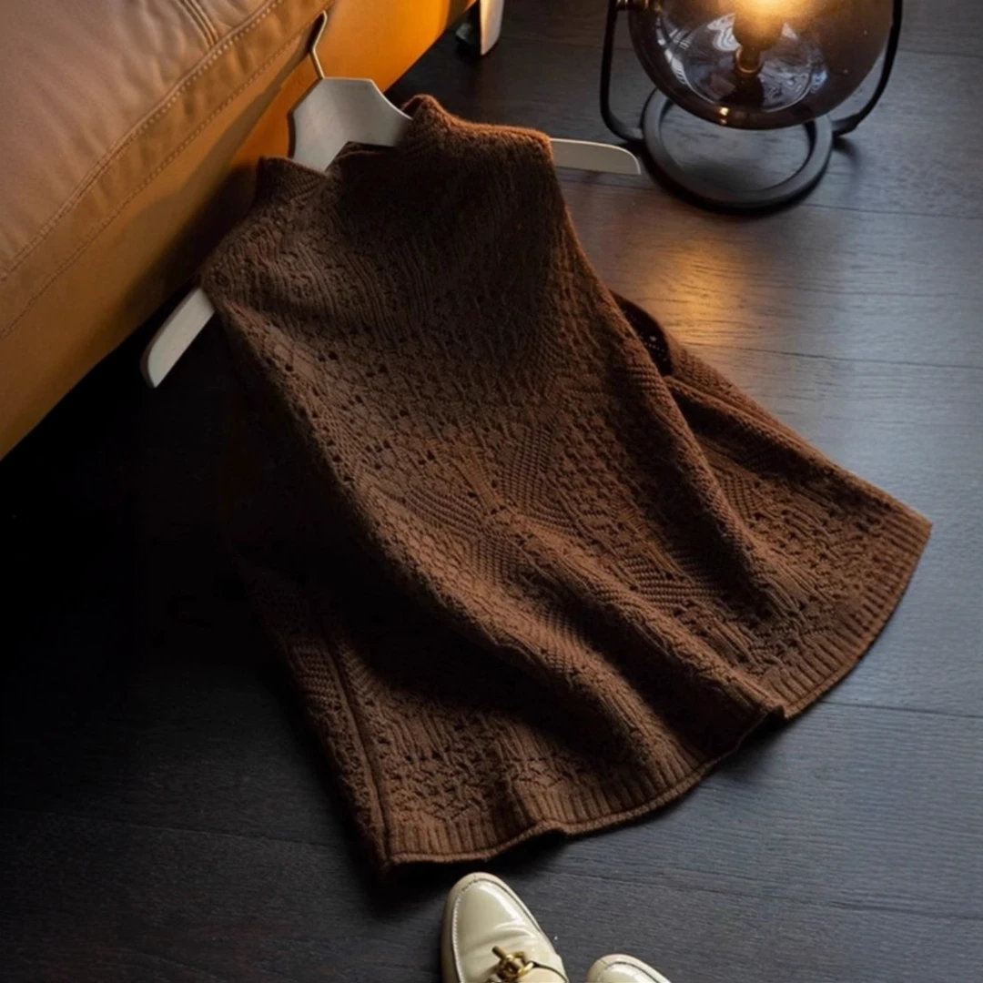 欧货重工美拉德咖色镂空针织衫马甲女春夏新款半高领背心慵懒毛衣