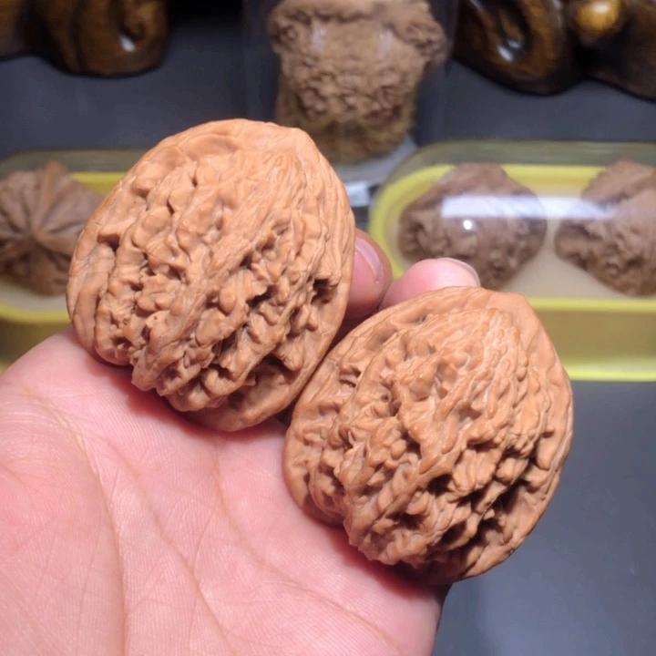 文玩核桃把件40麦虎