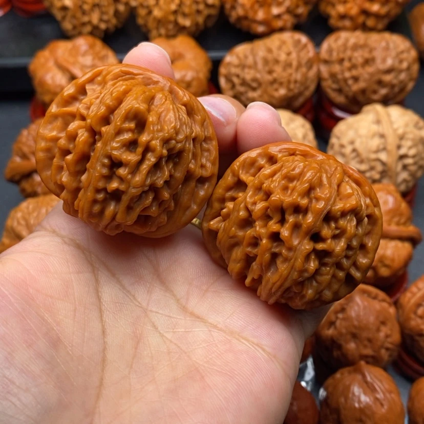 【闪购商品】文玩核桃把件42篓子