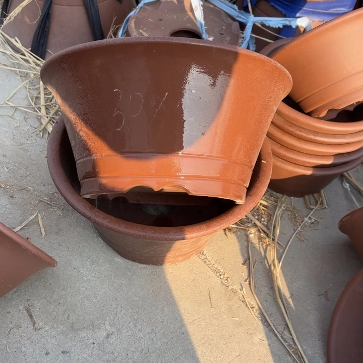 紫砂花盆100-5。