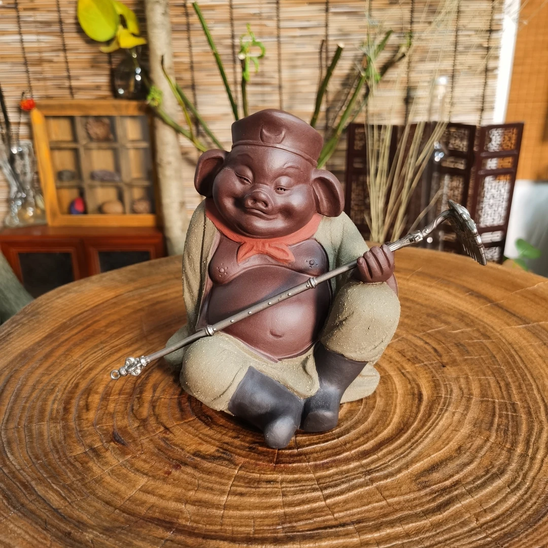 紫砂茶宠摆件猪八戒拿猪耙 高17宽14厚14