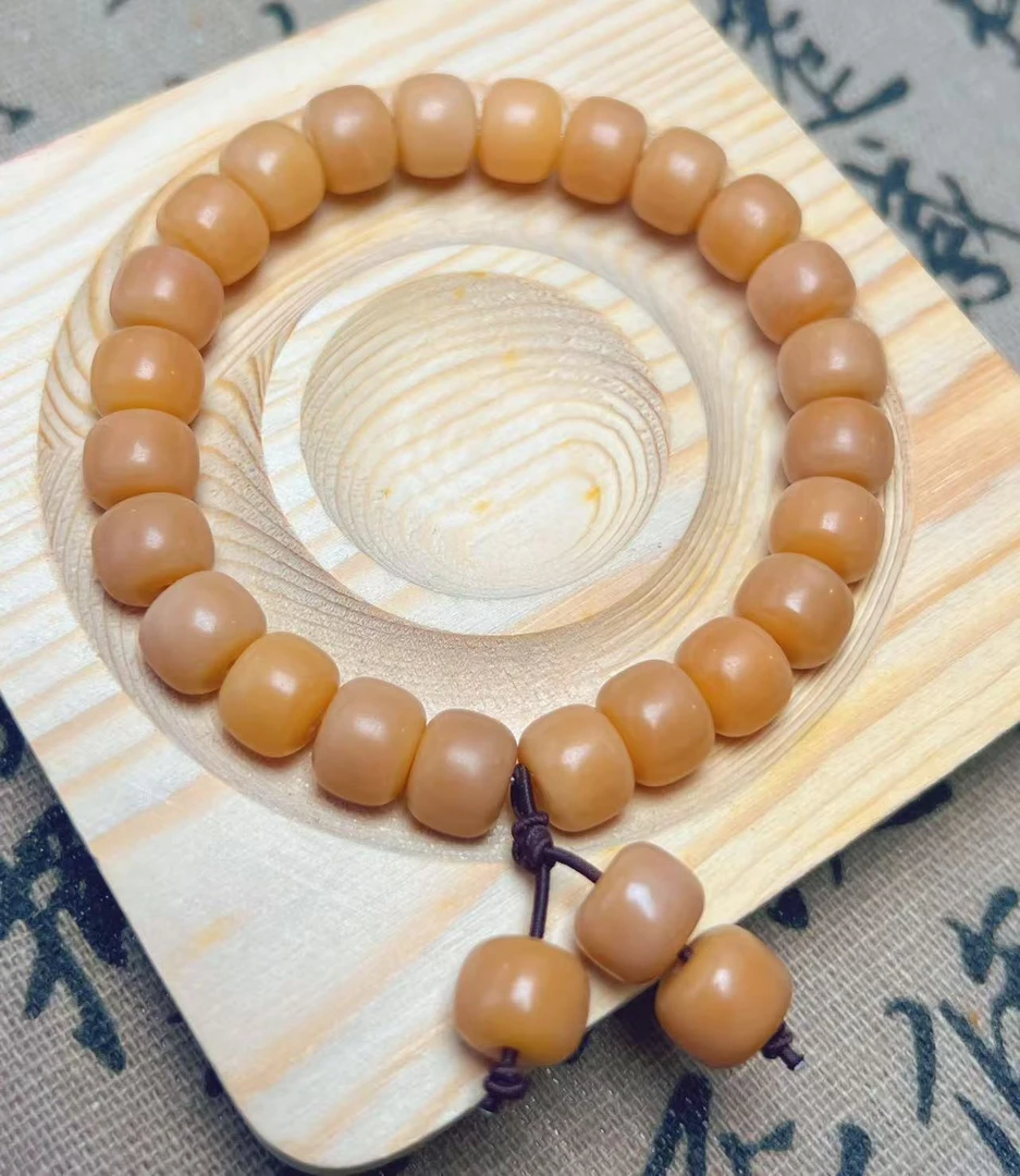 羊脂玉原生态风化菩提籽10mm单圈手串