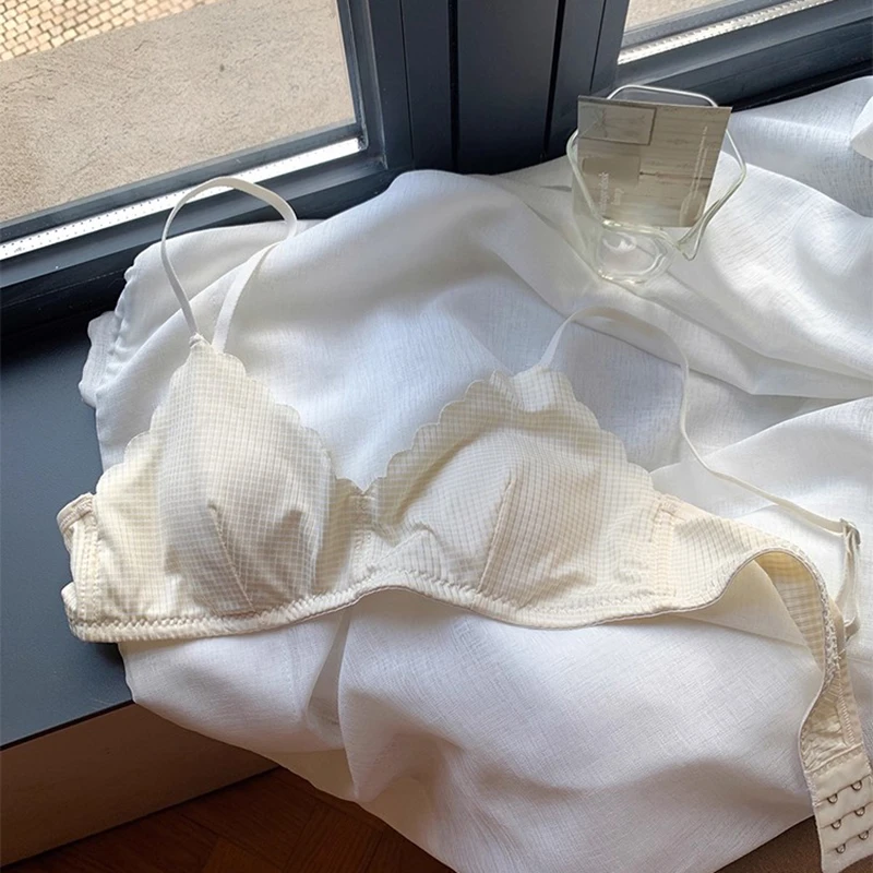 嘉花魅 法式花边兔耳杯内衣女秋季薄款小胸防凸点舒适透气文胸罩