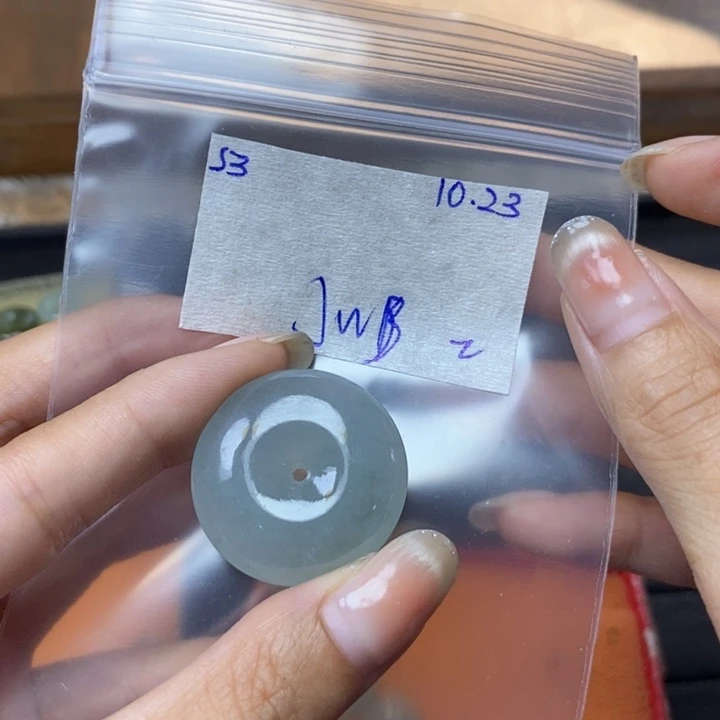 卷***卷定制翡翠未镶嵌不退