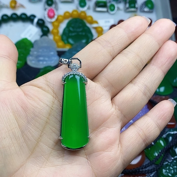 玛瑙/玉髓颈饰合金
