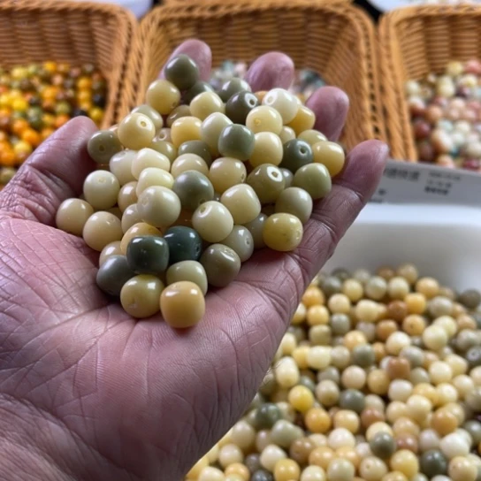 白玉菩提吊坠精品11-10糖果桶珠200颗