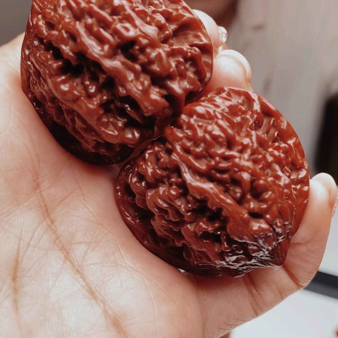 核桃把件小*好咯哩咯哦