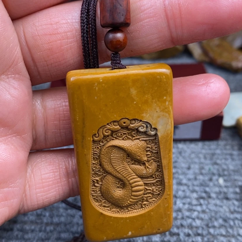 【闪购商品】原石雕刻手把件