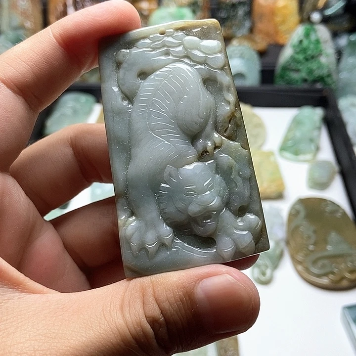 颈饰未镶嵌翡翠翡翠a货