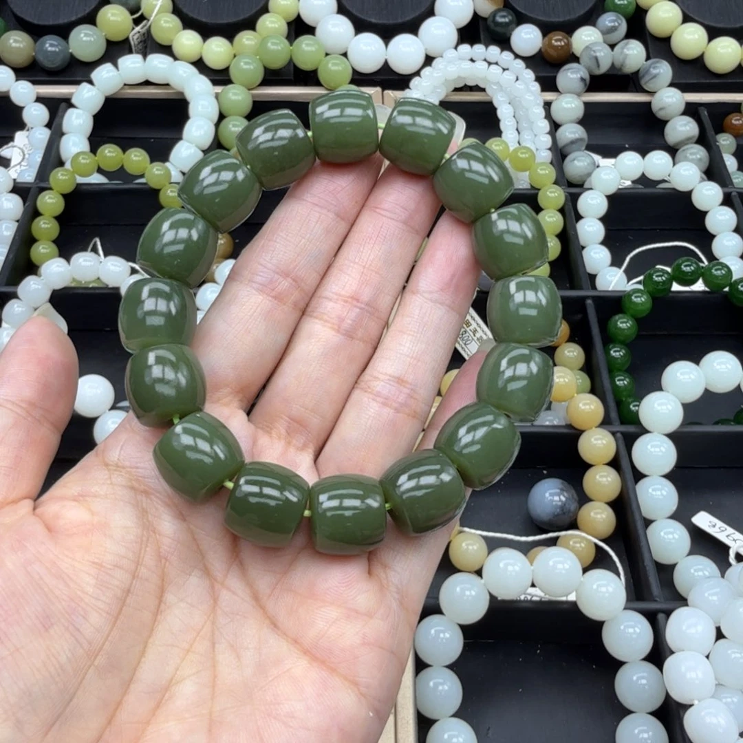 和田玉未镶嵌手链