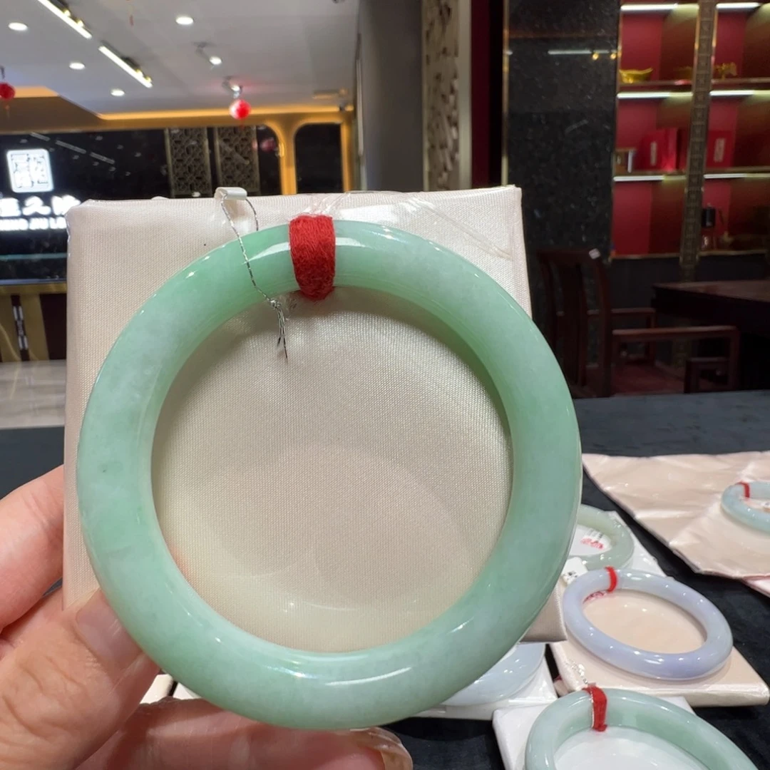 一****未镶嵌手镯翡翠满绿圆条56