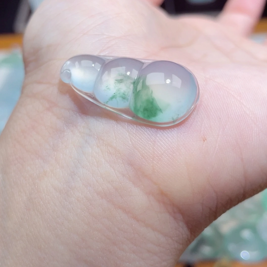 颈饰未镶嵌翡翠豆子