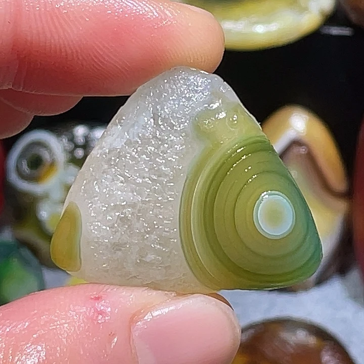 未镶嵌玛瑙/玉髓珠宝奇石
