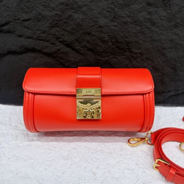 包包/MCM/95新/C18979339568/250925SY0008
