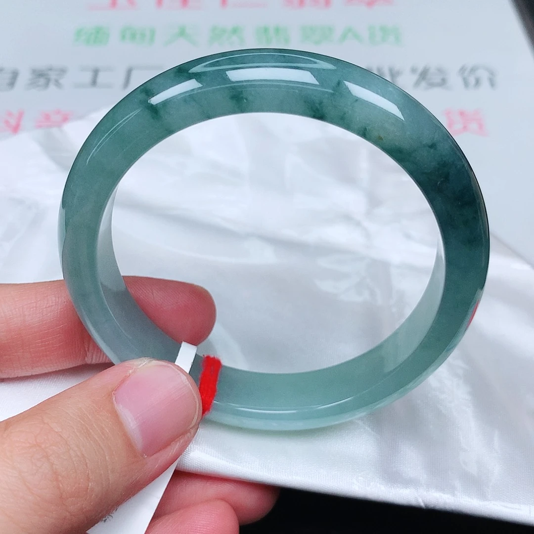 未镶嵌手镯翡翠天然翡翠手镯